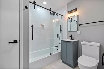 7241 N McVicker Avenue, Chicago, IL 60646 - Photo 6