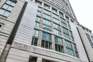 130 N Garland Ct, Chicago, IL 60602 - Photo 1