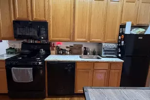 628 W Patterson Ave, Chicago, IL 60613 - Photo 4