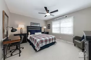 992 Belaire Ct, Naperville, IL 60563 - Photo 32