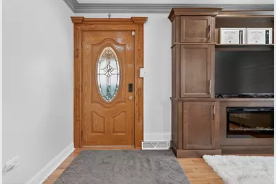 10532 S 80th Court, Palos Hills, IL 60465 - Photo 4