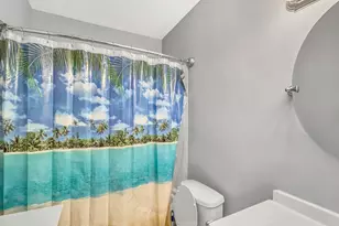 191 N Waters Edge Dr, Glendale Heights, IL 60139 - Photo 8