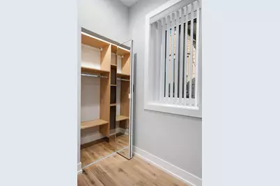 7726 N Eastlake Terrace #1, Chicago, IL 60626 - Photo 12