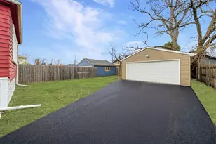 1925 S 22nd Ave, Maywood, IL 60153 - Photo 22