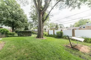 731 Hawthorne Circle, Lombard, IL 60148 - Photo 20