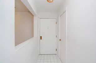 1525 Sander Ct, Wheeling, IL 60090 - Photo 4