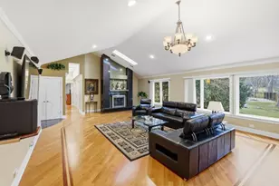 53 Darlington Dr, Hawthorn Woods, IL 60047 - Photo 14