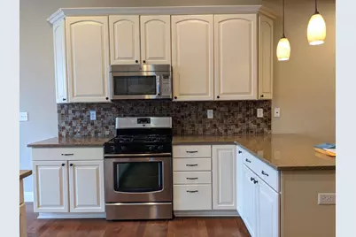 746-748 Gabriela Court, Rockford, IL 61108 - Photo 6