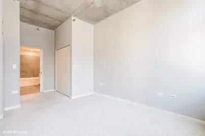 235 W Van Buren Street #1822, Chicago, IL 60607 - Photo 16
