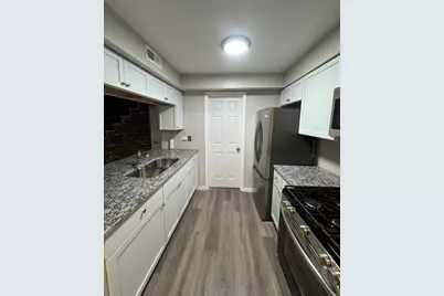 9835 S Harlem Avenue #T, Chicago Ridge, IL 60415 - Photo 12