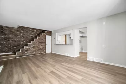 9835 S Harlem Avenue #T, Chicago Ridge, IL 60415 - Photo 4