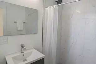 1945 W Augusta Ave, Chicago, IL 60622 - Photo 6