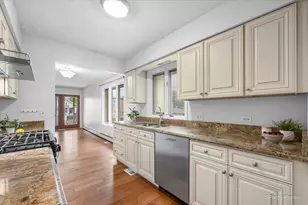 1315 N 17th Ave, Melrose Park, IL 60160 - Photo 4