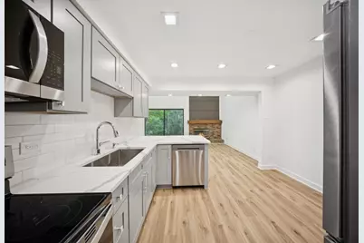 567 Cress Creek Lane, Crystal Lake, IL 60014 - Photo 12