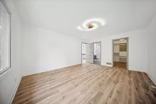 567 Cress Creek Ln, Crystal Lake, IL 60014 - Photo 18