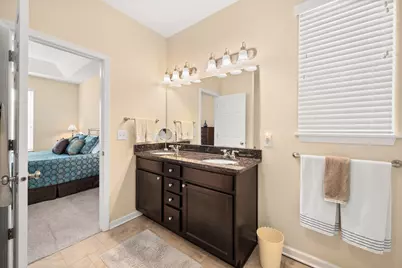 21 W Winterberry Avenue, Cortland, IL 60112 - Photo 20