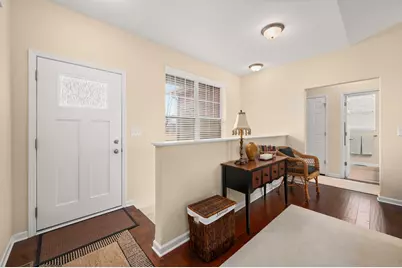 21 W Winterberry Avenue, Cortland, IL 60112 - Photo 10