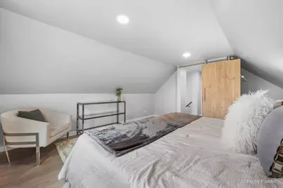 9137 S Chappel Avenue, Chicago, IL 60617 - Photo 16