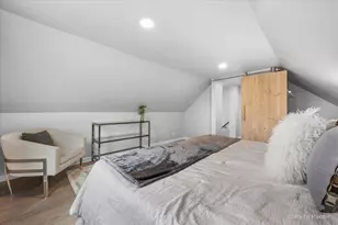 9137 S Chappel Ave, Chicago, IL 60617 - Photo 16