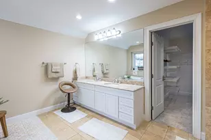 6441 Blackhawk Trail, Indian Head Park, IL 60525 - Photo 32