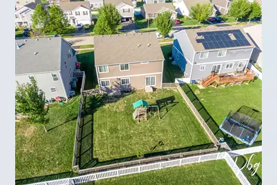 875 Timber Lake Drive, Antioch, IL 60002 - Photo 32
