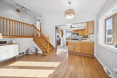 5123 Wolfe Drive, Oak Lawn, IL 60453 - Photo 4