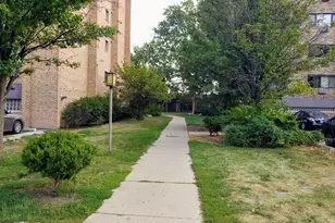 5306 N Cumberland Ave, Chicago, IL 60656 - Photo 14