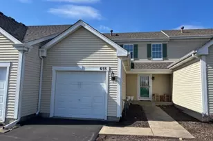 655 Chestnut Ridge, Minooka, IL 60447 - Photo 2