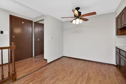 13911 Laramie Avenue #122, Crestwood, IL 60418 - Photo 4