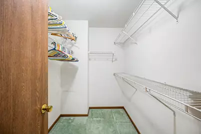 357 Cedar Court, Carol Stream, IL 60188 - Photo 16