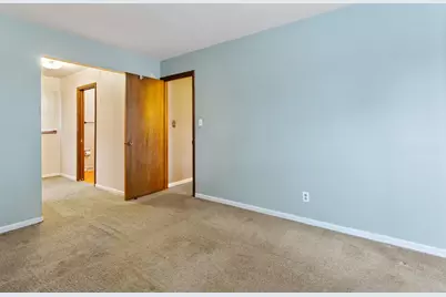 1726 Williamsburg Road, Rockford, IL 61107 - Photo 18
