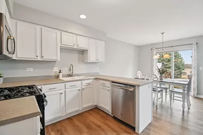 533 Mallard Lane #C, Sugar Grove, IL 60554 - Photo 4