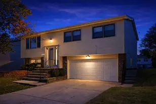 20067 Monterey Ave, Lynwood, IL 60411 - Photo 4