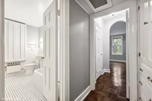 73 E Elm St, Chicago, IL 60611 - Photo 12