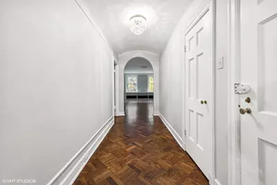 73 E Elm Street #3B, Chicago, IL 60611 - Photo 2