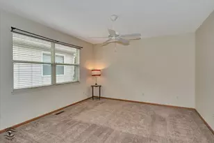 670 S Wellston Ln, Romeoville, IL 60446 - Photo 16