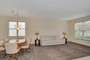 670 S Wellston Ln, Romeoville, IL 60446 - Photo 4