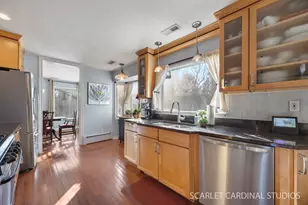 31 Roosevelt St, Saint Charles, IL 60174 - Photo 6