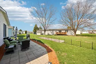 242 Meadowlark Ln, Sandwich, IL 60548 - Photo 24