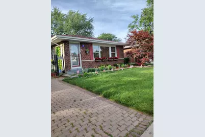 2176 N Westmoreland Drive, Palatine, IL 60074 - Photo 1