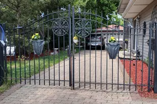 2176 N Westmoreland Dr, Palatine, IL 60074 - Photo 24