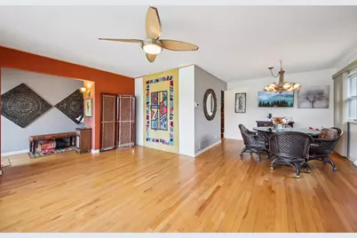 2176 N Westmoreland Drive, Palatine, IL 60074 - Photo 4