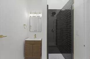 2234 W Irving Park Rd, Chicago, IL 60618 - Photo 10