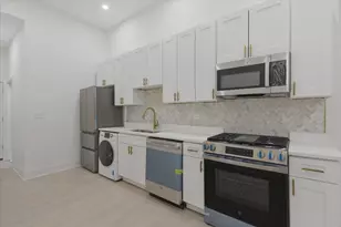 2234 W Irving Park Rd, Chicago, IL 60618 - Photo 2