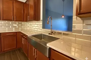 3374 Cameron Dr, Elgin, IL 60124 - Photo 6