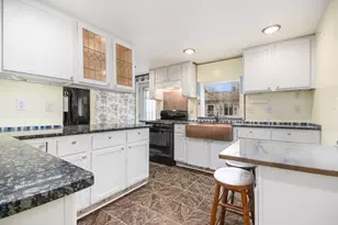 2829 Chippewa Dr, Bourbonnais, IL 60914 - Photo 8