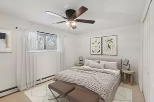 7422 W 111th St, Worth, IL 60482 - Photo 8