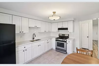 7422 W 111th Street #510, Worth, IL 60482 - Photo 2