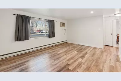 7422 W 111th Street #510, Worth, IL 60482 - Photo 6