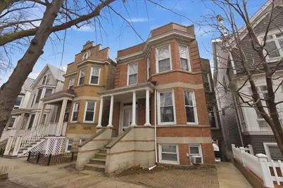 3727 N Bosworth Avenue #GARDEN, Chicago, IL 60613 - Photo 1